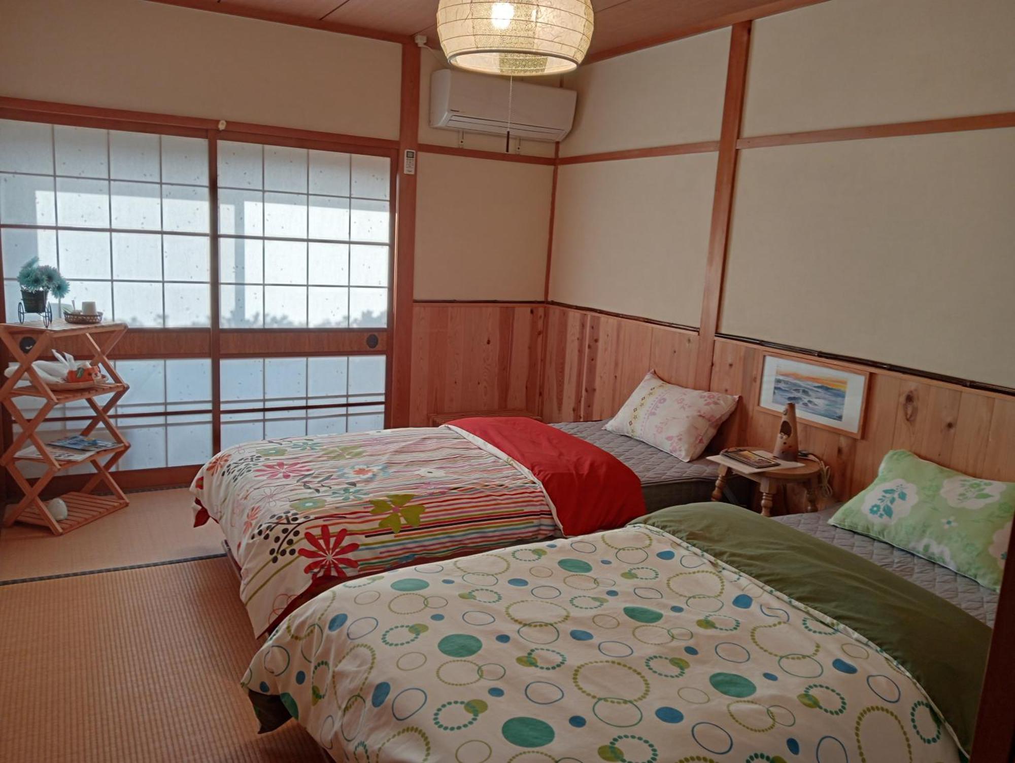しまなみ海道お宿ぽんぽこ Imabari Railway Station Exteriör bild