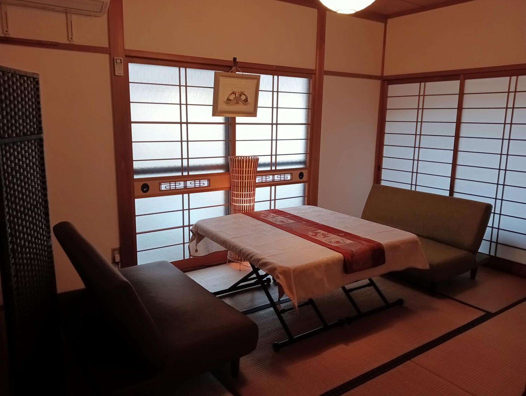 しまなみ海道お宿ぽんぽこ Imabari Railway Station Exteriör bild
