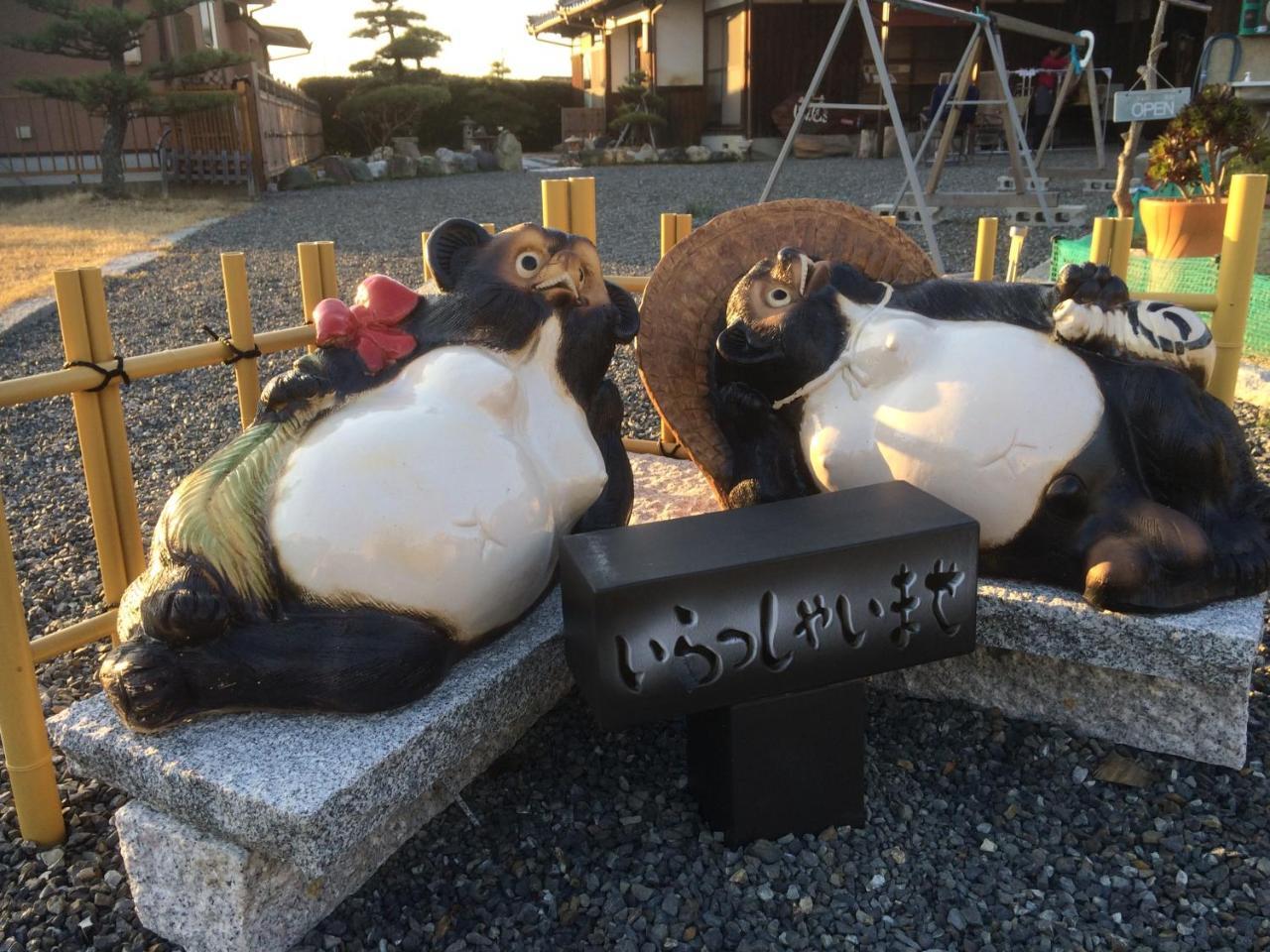 しまなみ海道お宿ぽんぽこ Imabari Railway Station Exteriör bild